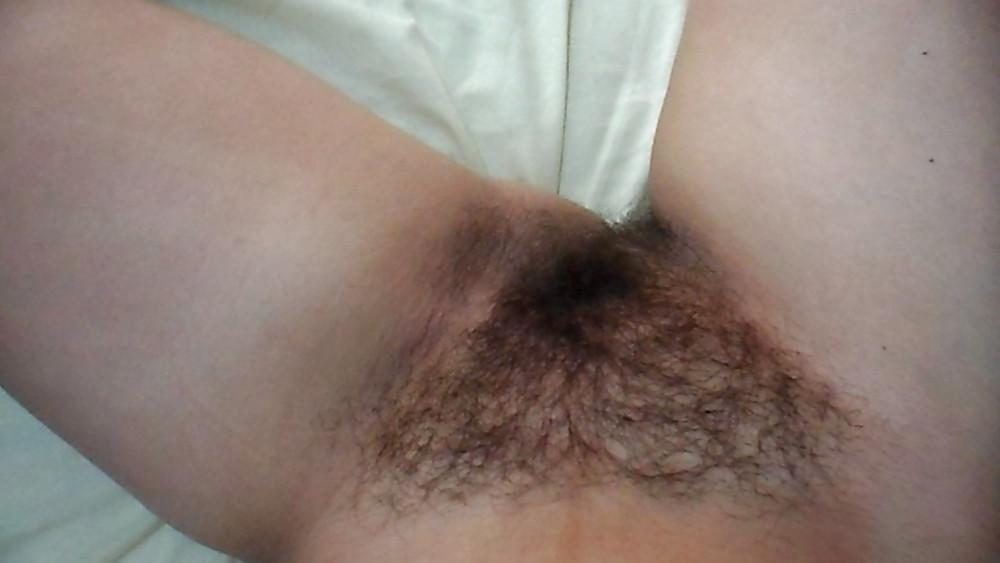 14P Wife perfect hairy pussy