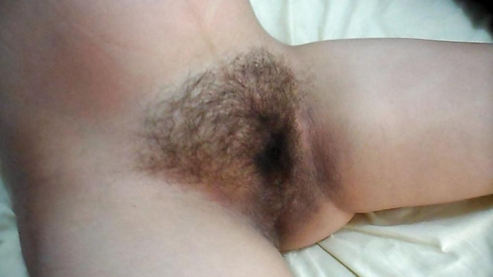 14P Wife perfect hairy pussy