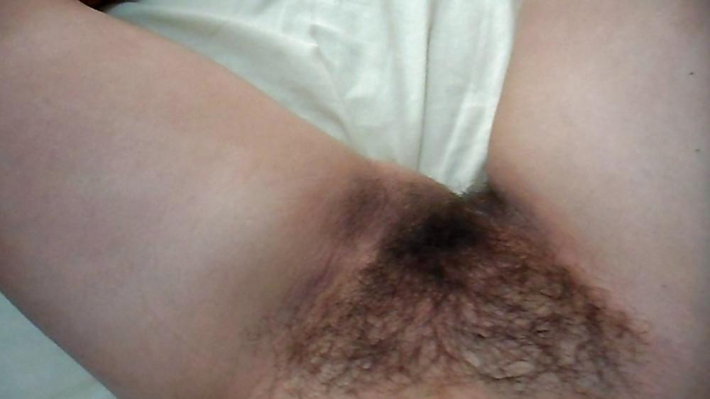 14P Wife perfect hairy pussy
