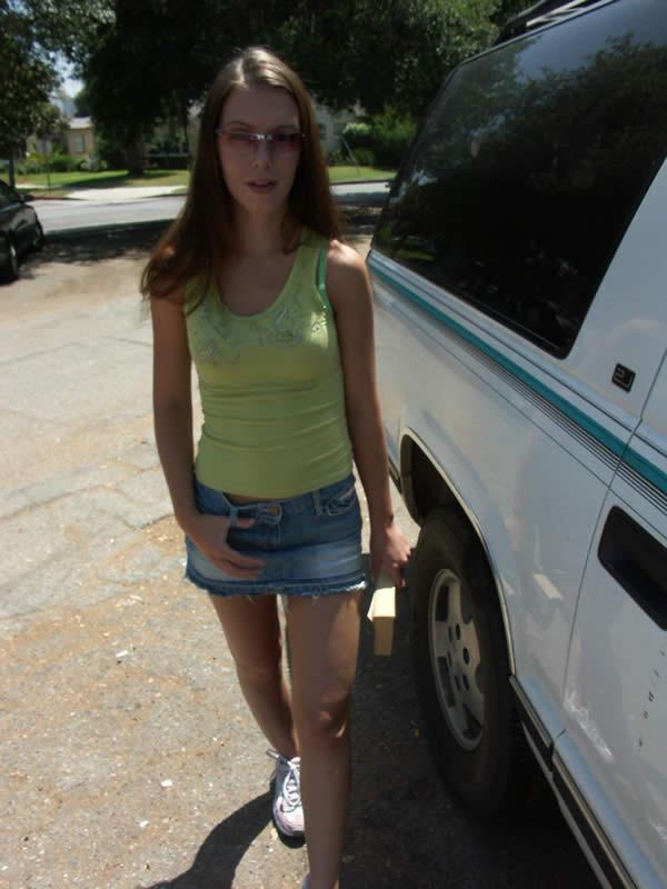 20P College Girl With Glasses Gives Interracial Blowjob