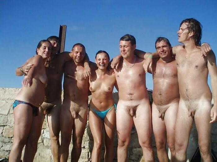 25P Nudist Beach Fun
