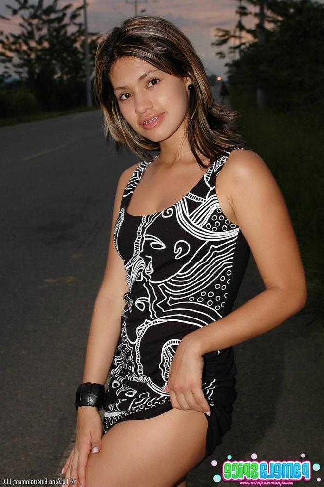 16P Latina flashing by the road