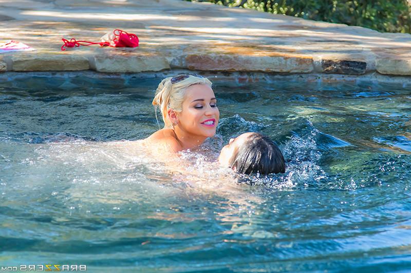 15P Spencer Scott and Rachele Richey reach intense screaming orgasms