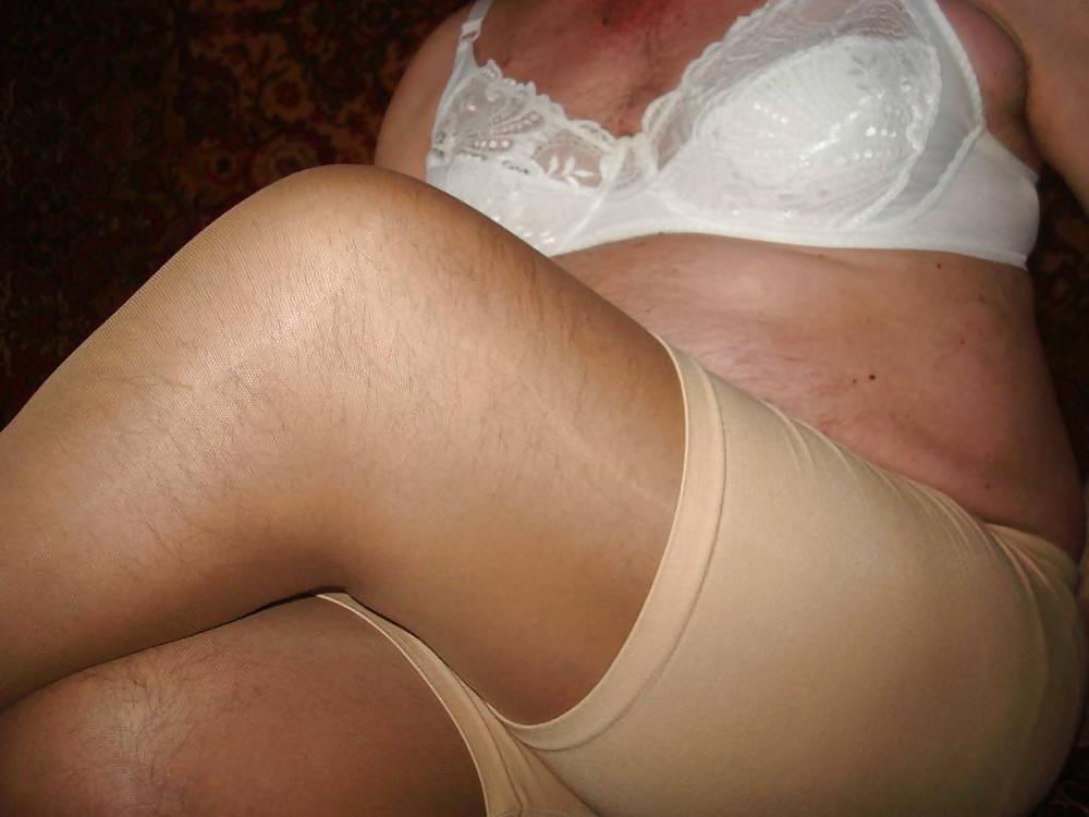 25P Men in pants