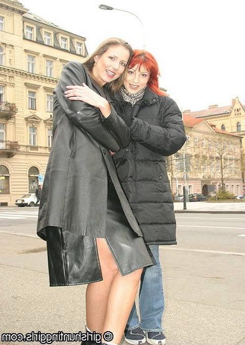 19P Young lesbian hotties have a wild threesome action