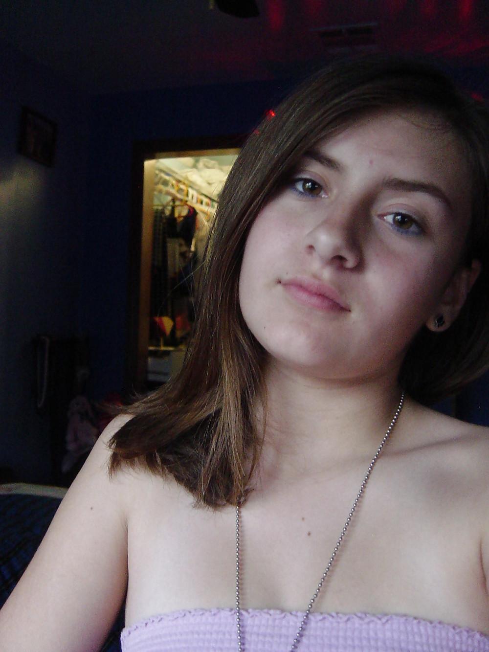 21P Teen With A Nice Bush