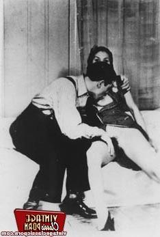 12P Several vintage couples enjoy getting fucked wild