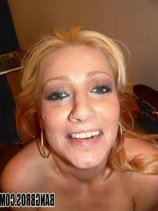 15P MILF secretary Samantha