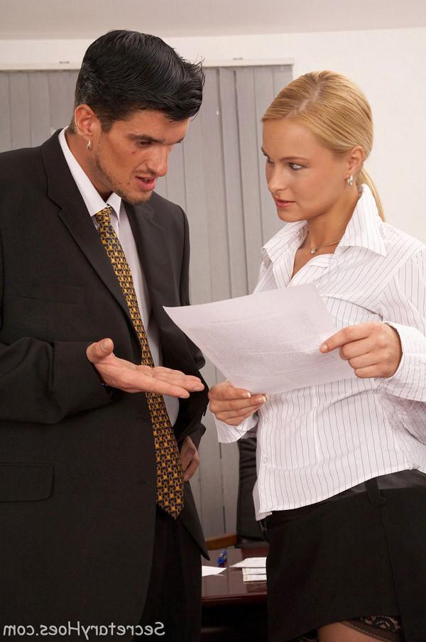15P Blonde office slut Emma sucks dick at work