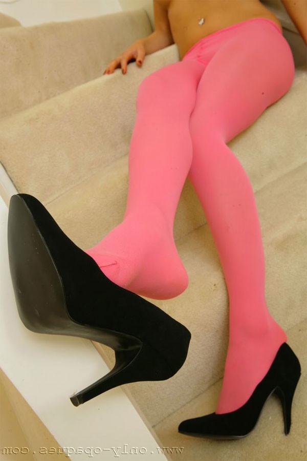 15P Blonde secretary in pink pantyhose poses and strips on stairs