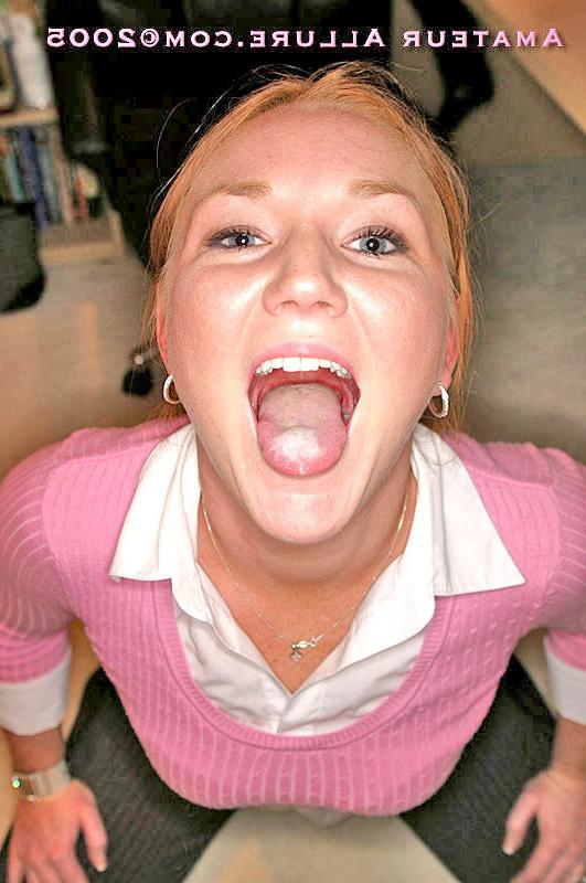15P Having some oral sex fun in the office