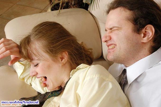 16P Fucking a secretary in pantyhose