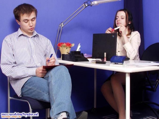 16P secretary fucking in pantyhose