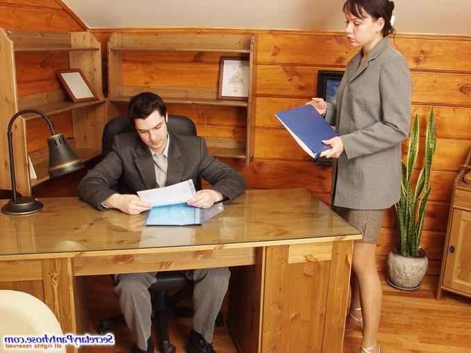 16P Secretary fucking in pantyhose