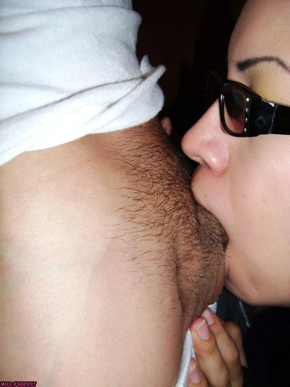 15P Amateur emo girlfriend gives blowjob in glasses