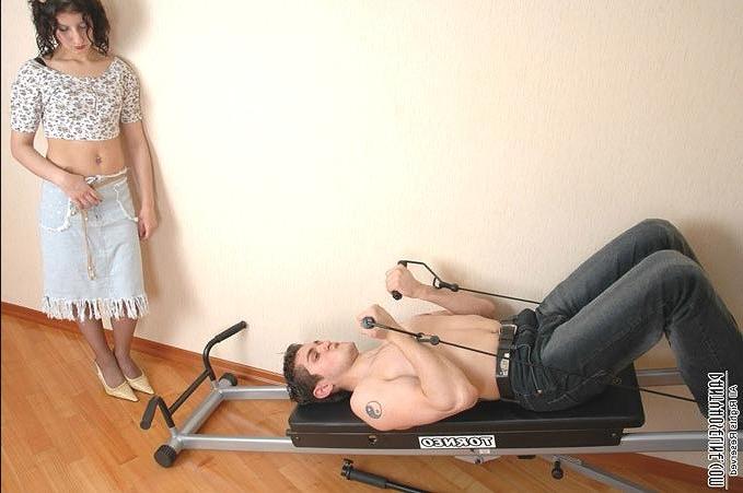 20P Russian brunette babe in pantyhose sucks cock in workout