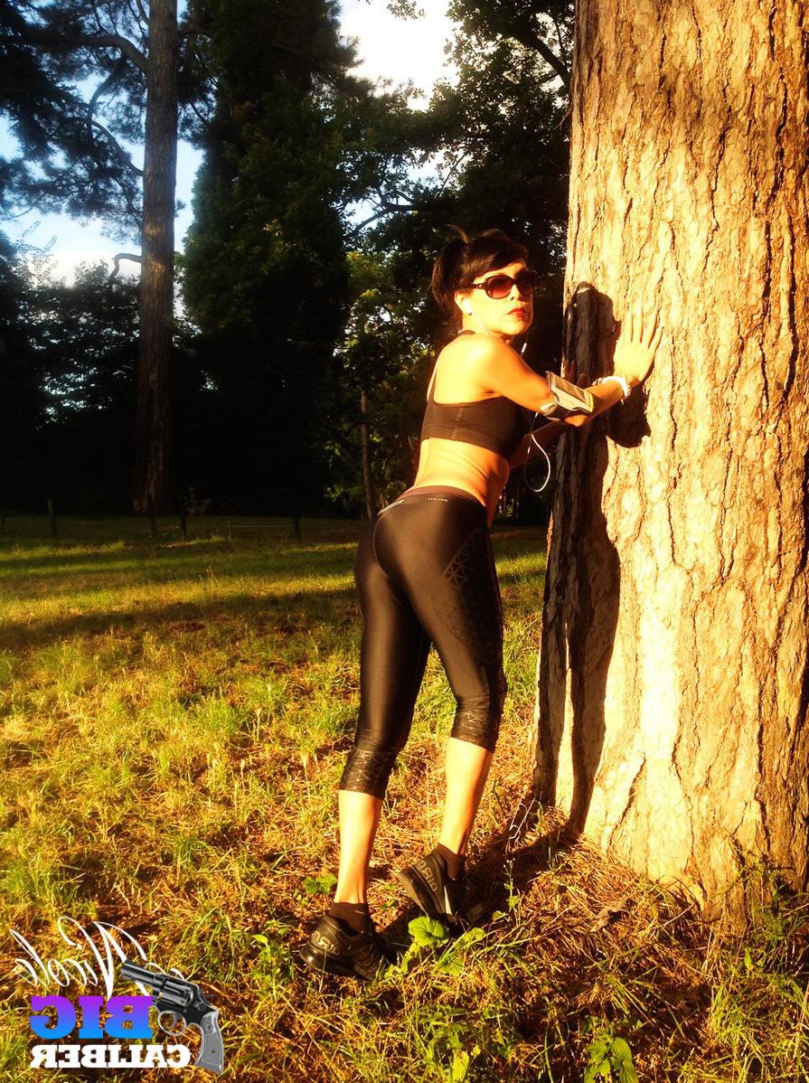 13P Fitness shemale jogging