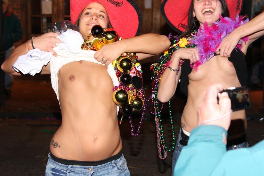 15P Mardi Gras tit flashing