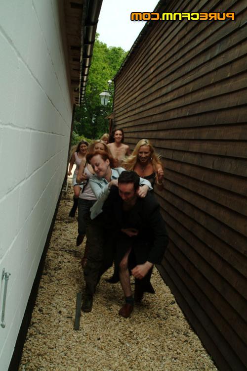 18P Six girls chase a flasher and make fun of his cock