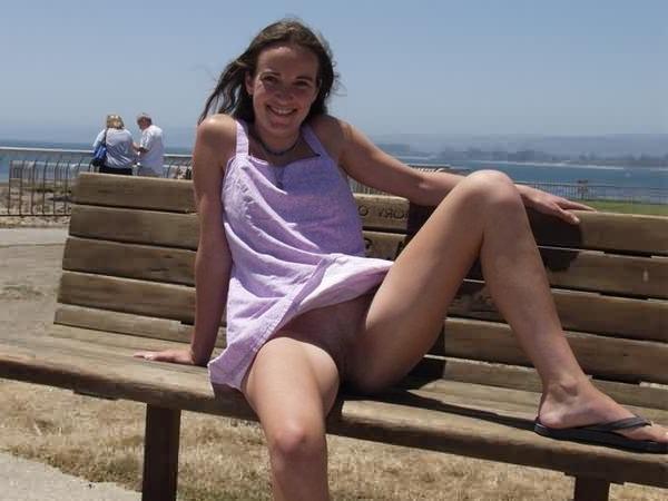 16P Sassy Promenade Upskirt Flasher Bares Titties Too