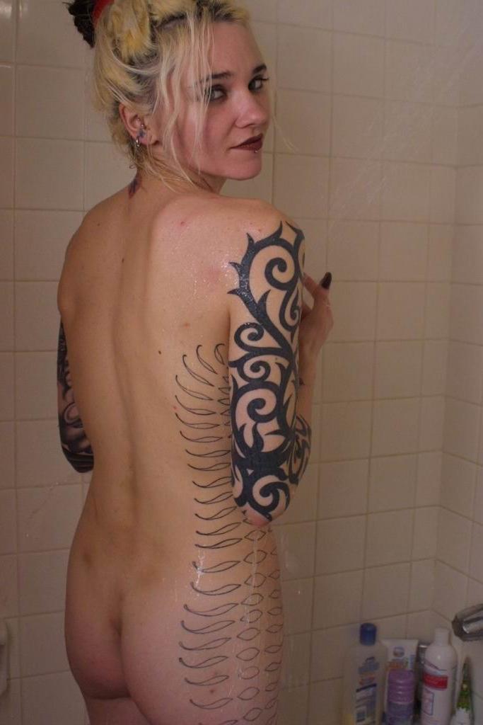 15P Tatooed blonde teen showering