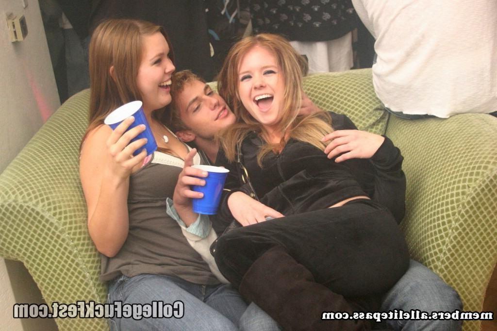 15P Homemade pix of drunk amateur college GFs partying and fucking