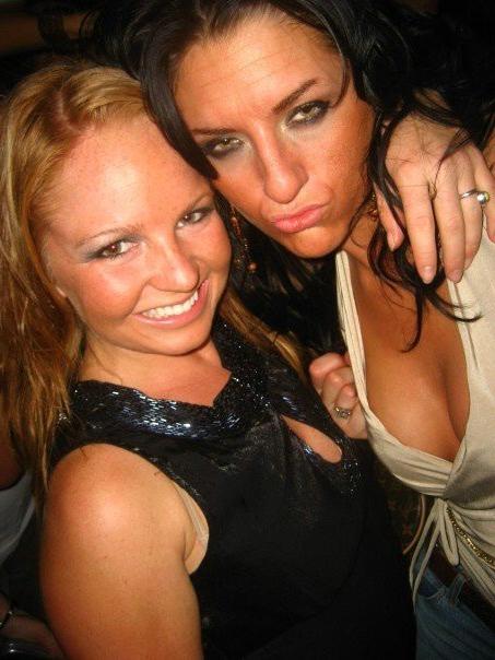 15P Amateur girls flash their big tits