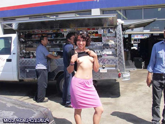 16P Hairy Pussy Upskirt Flasher Without Panties Flashing At The Mall