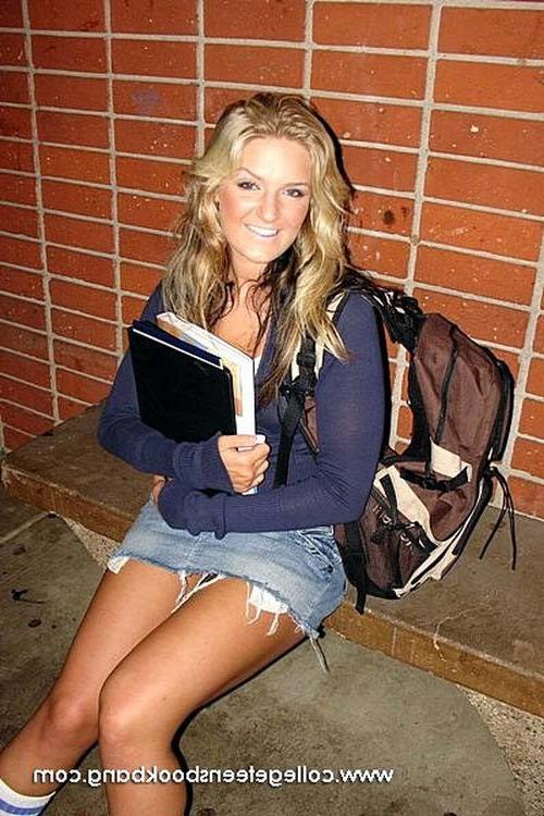 17P Naughty college girl getting deeply penetrated
