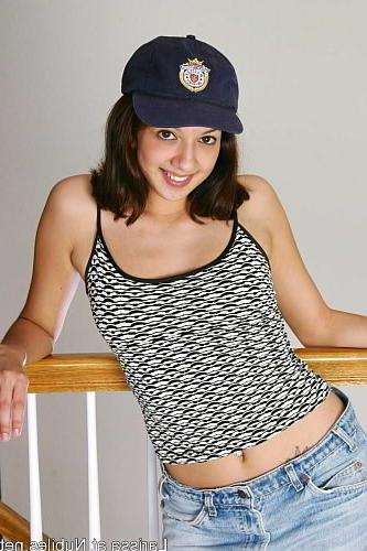 22P Brunette nympho handful boobies