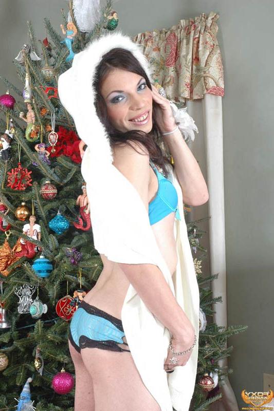 15P Tgirl Lexie Wade Xmas