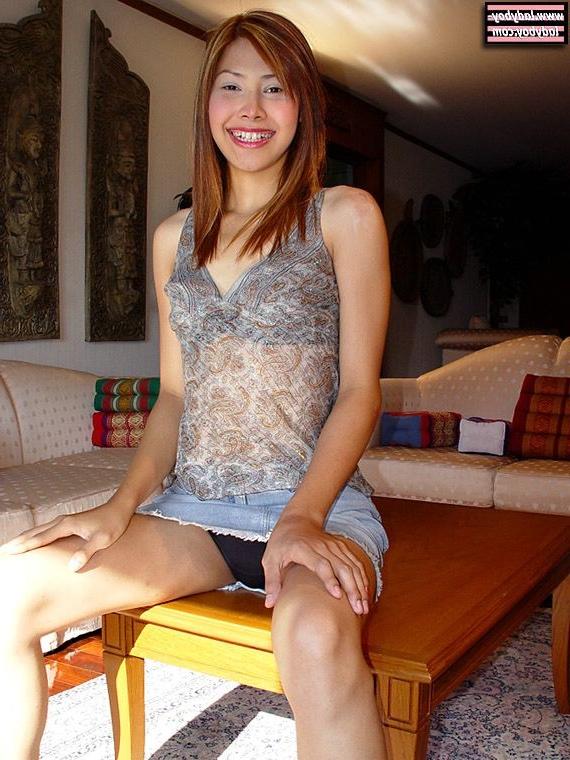 15P Beautiful asian shemale stripping and teasing you
