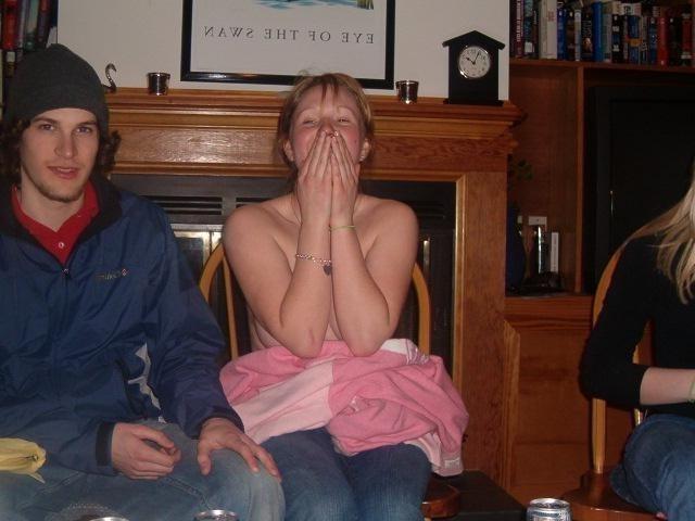 15P Busty and sexy girlfriends in secret asmateur photo shoots