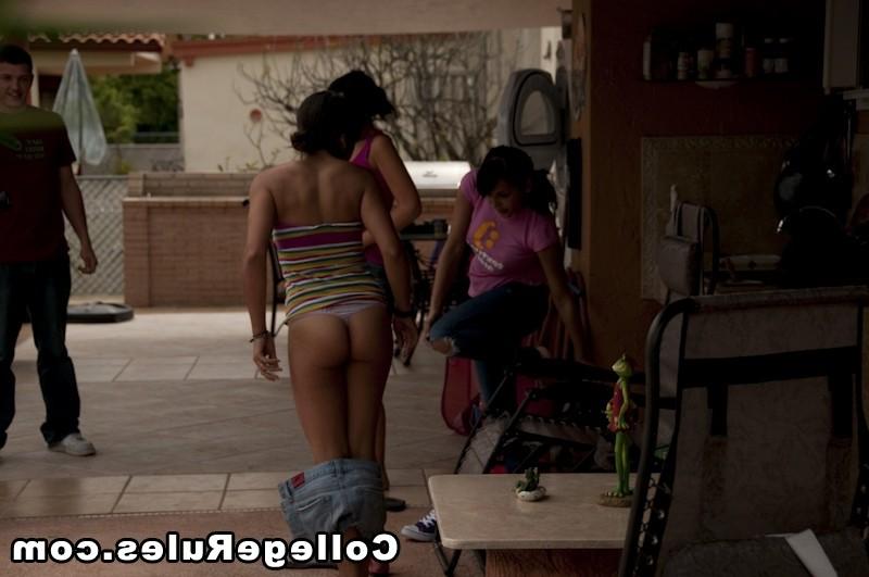 16P Check out this amazing sick ass miami college dorm party