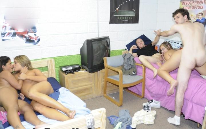 16P Awesome college babe gangbang party at my college dorm