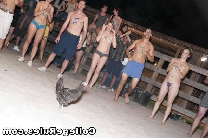 16P Hot college dorm party go wild in these hot fucking crazy pics