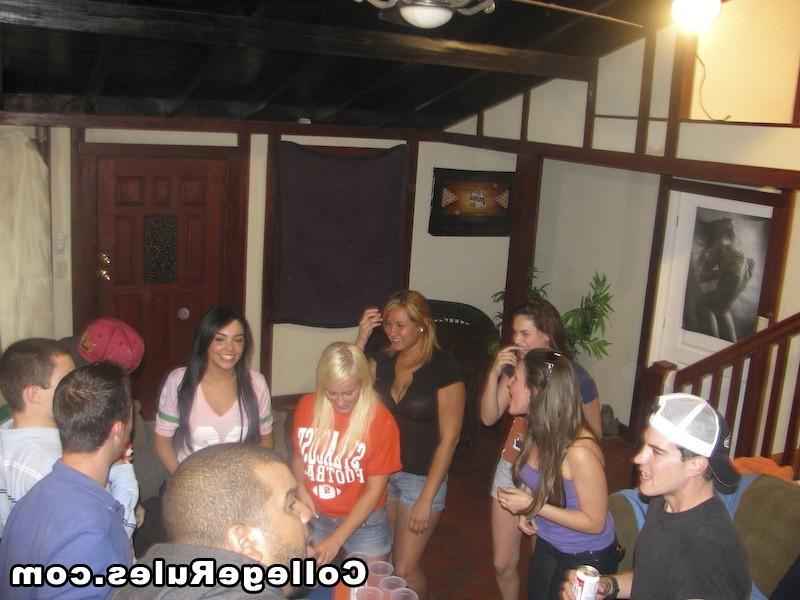 16P Check out this amazing sick ass miami college dorm party