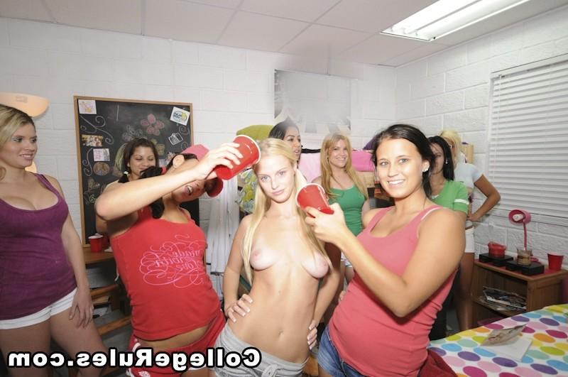 16P Check out this amazing sick ass miami college dorm party