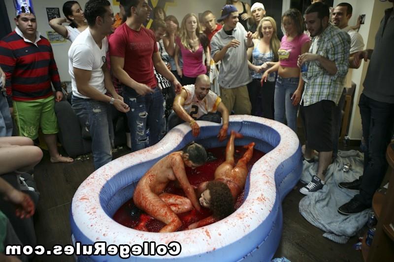 16P Watch hot double cock sucking group sex college dorm party