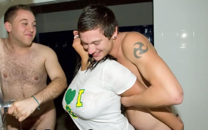 16P Watch hot double cock sucking group sex college dorm party