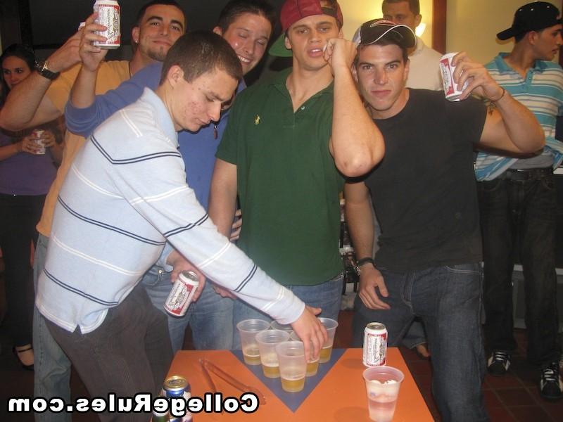 16P Super hot real college babes go wild after a beer bong party