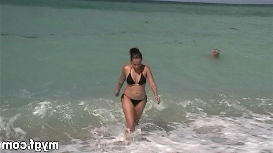 15P Fucking her wet latin pussy