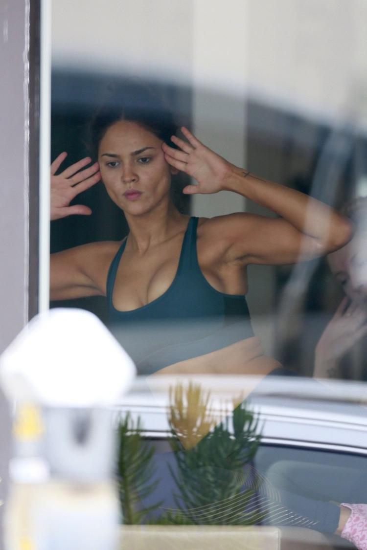 16P Eiza Gonzalez Does Yoga And Gets Really Hot