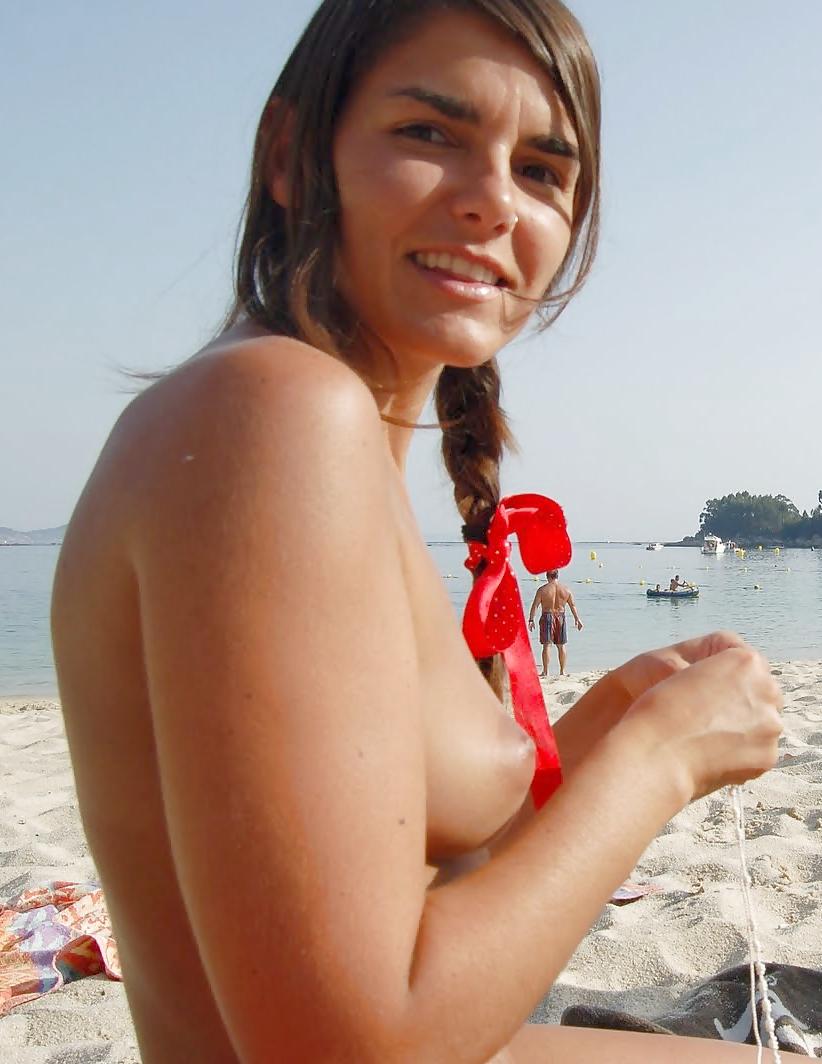 25P Hot Tits at the Beach 14