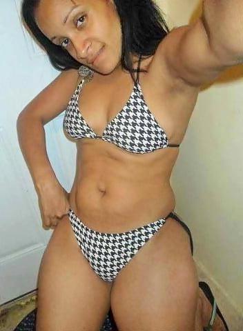 25P Latinas young milfs