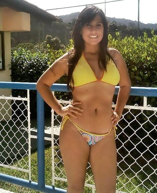 25P Latinas young milfs