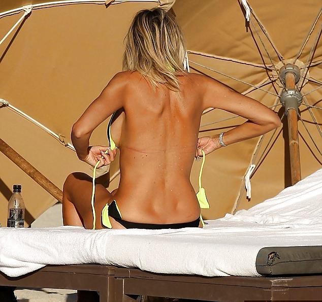 25P Rita rusic at the beach