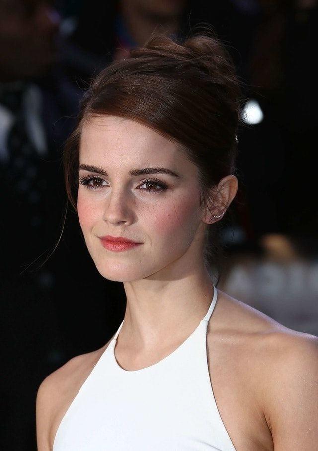 21P Defined Collar Bones