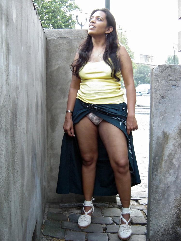 12P Indian Curvy Milf, Uk, Desi