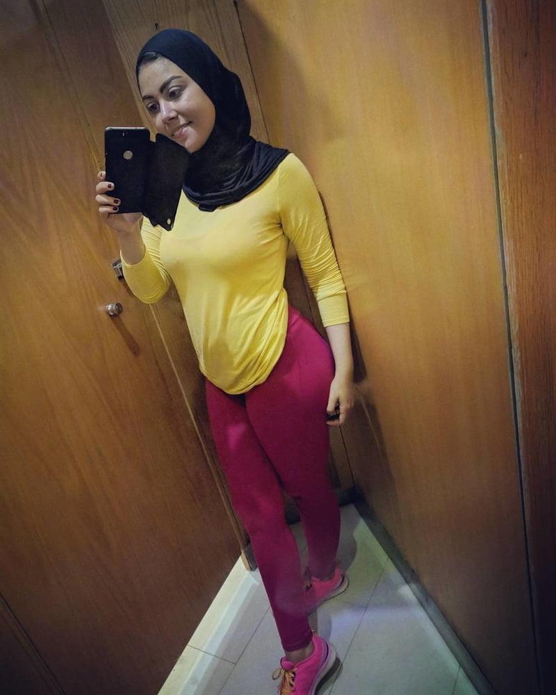 25P Ghada tarek sexy hijab fitness
